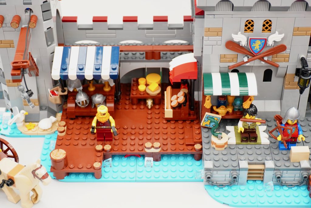 LEGO BrickLink Designer Program Medieval Seaside Market review 23 1024x683