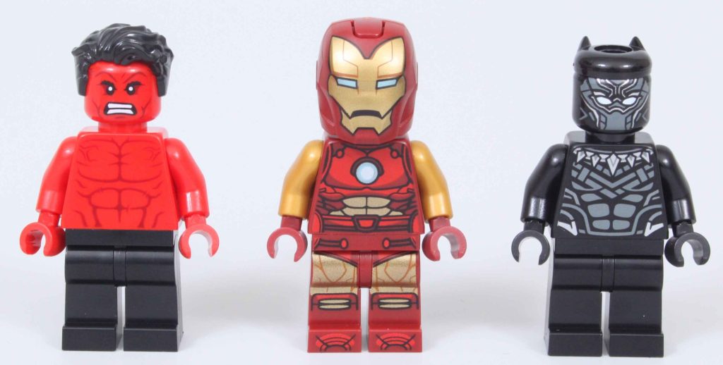 LEGO Marvel 76310 Iron Man Car Black Panther vs. Red Hulk review 6 1024x518