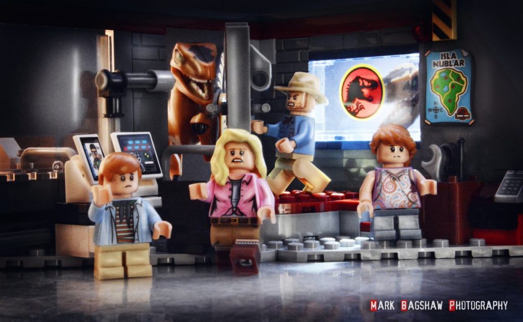 Brick Pic of the Day: Beware the Raptor