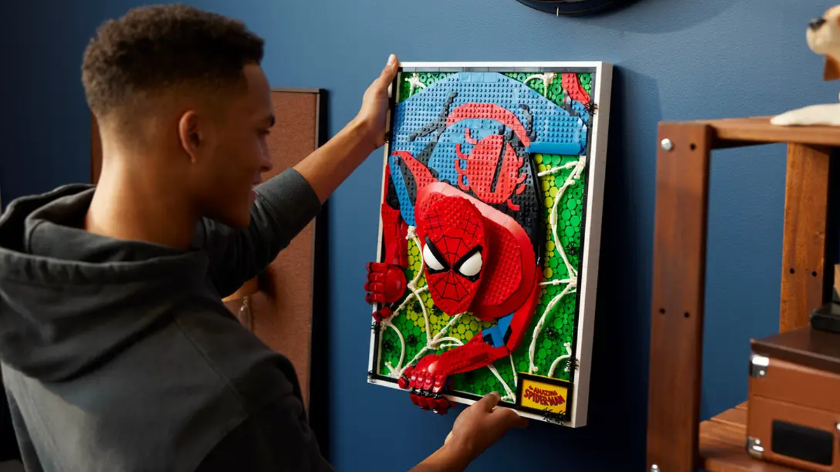 WATCH: 31209 The Amazing Spider-Man could be crawling on your wall this August