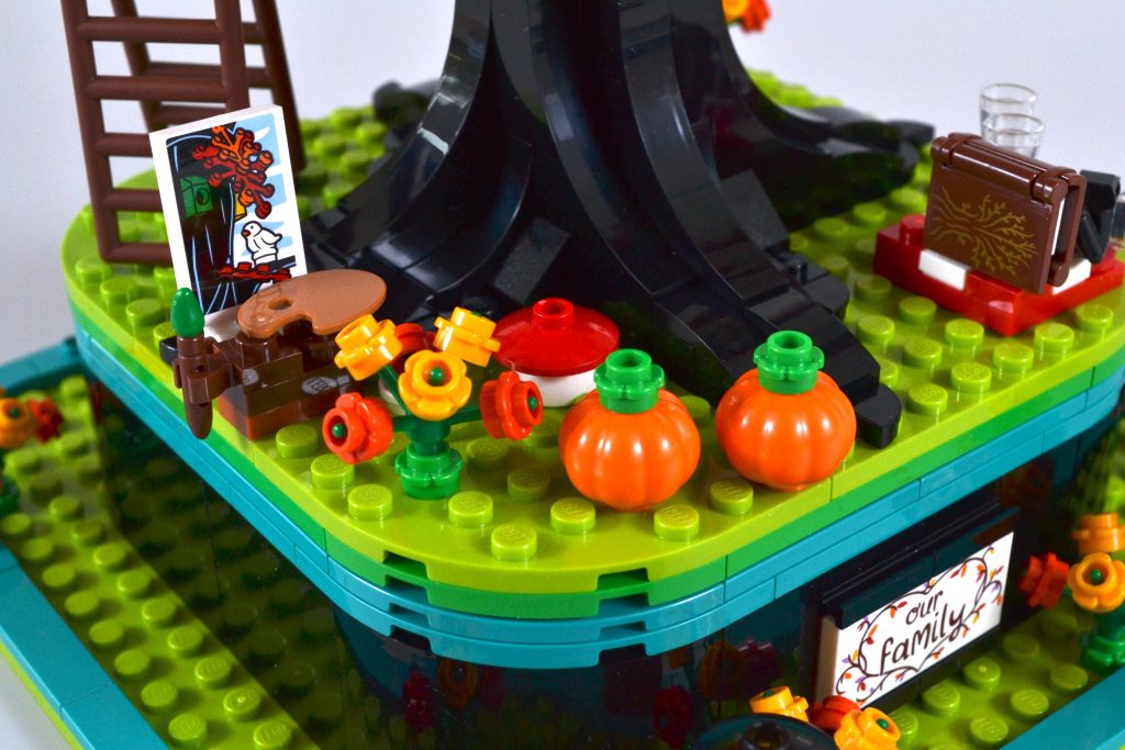 LEGO Ideas 21346 Family Tree 20 1024x683