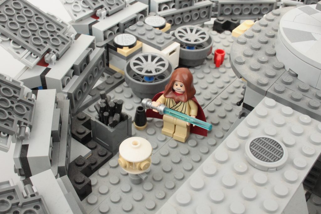7965 Millennium Falcon rebuilt 8 1024x683