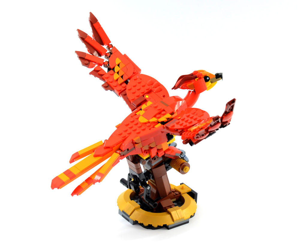 LEGO Harry Potter 76394 Fawkes Dumbledores Phoenix review 2