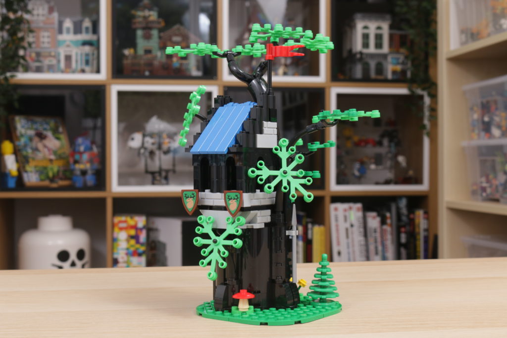 LEGO Castle 40567 Forest Hideout gift with purchase review 25 1024x683