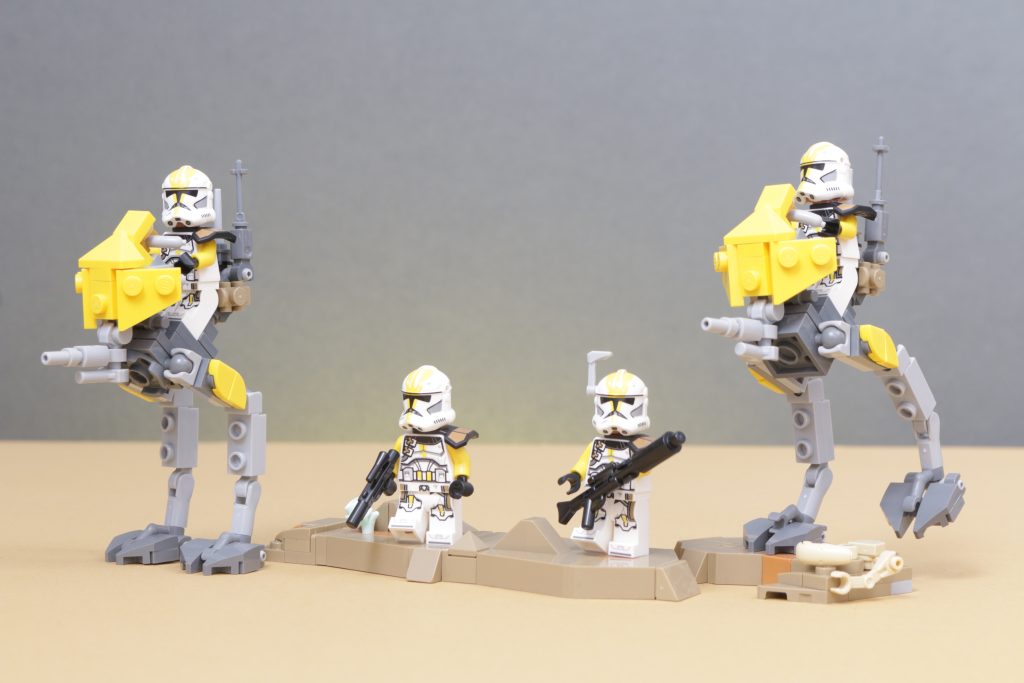 Custom LEGO Star Wars MOC AT RT 501st 327th Clone Troopers build 7 1024x683