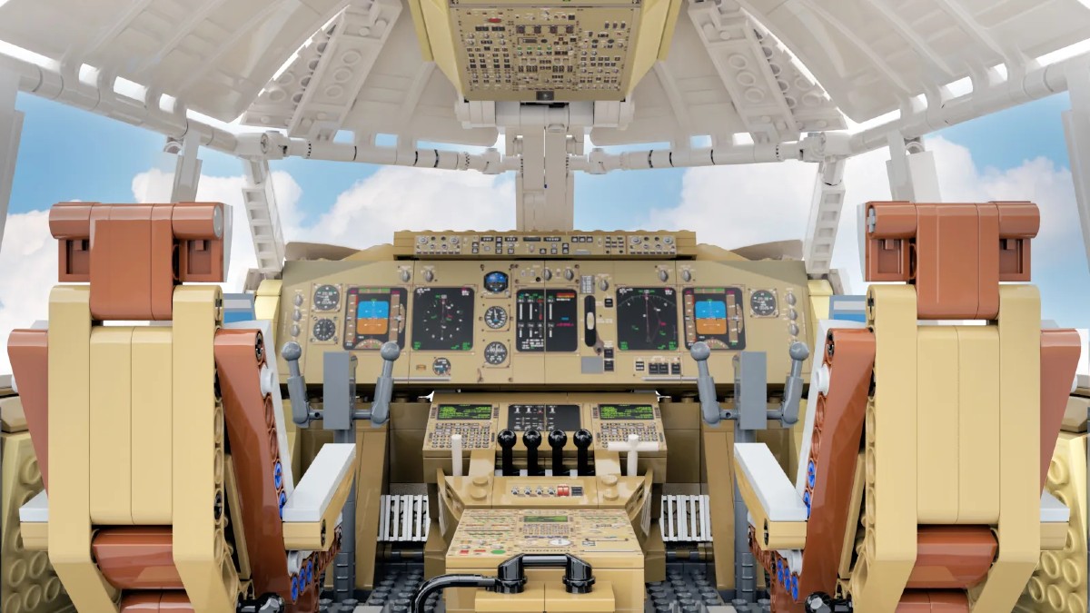 Brick-built Boeing 747 cockpit could be a future LEGO Ideas set