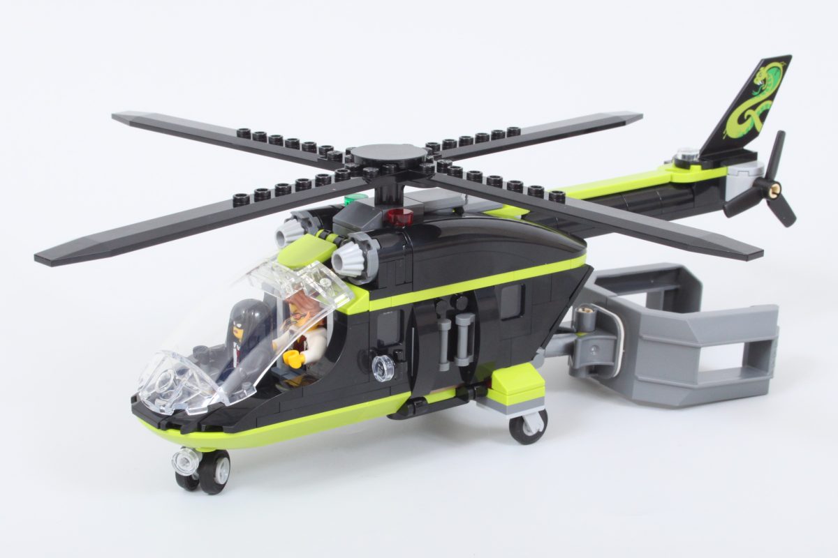 lego city 60508 police train heist review featured 2 1200x800