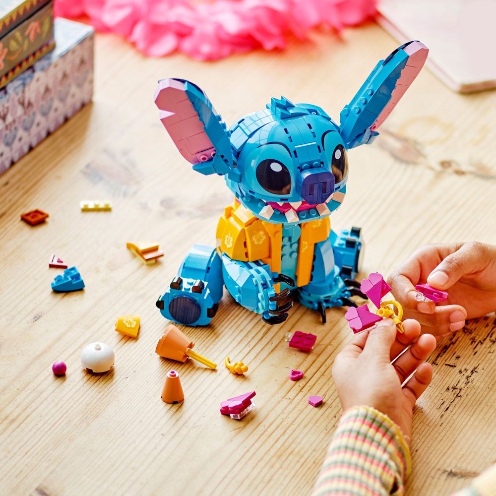 LEGO Disney 43249 Stitch 4
