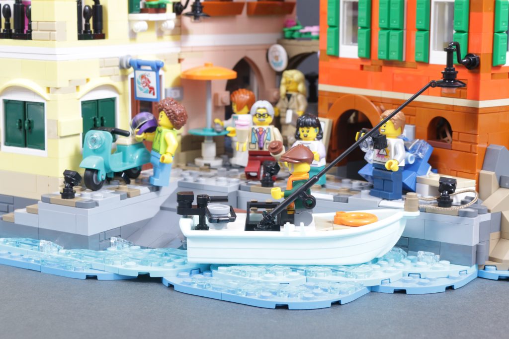 LEGO Ideas 21359 Italian Riviera review 81 1024x683