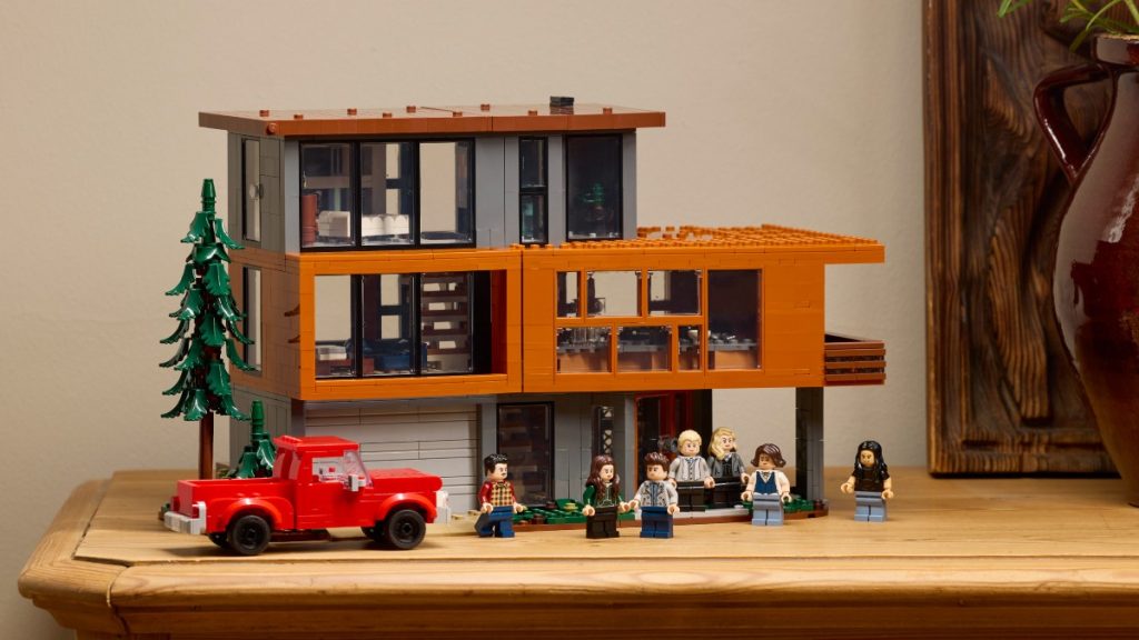 LEGO Ideas 21354 Twilight The Cullen House lifestyle 1 featured 1024x576