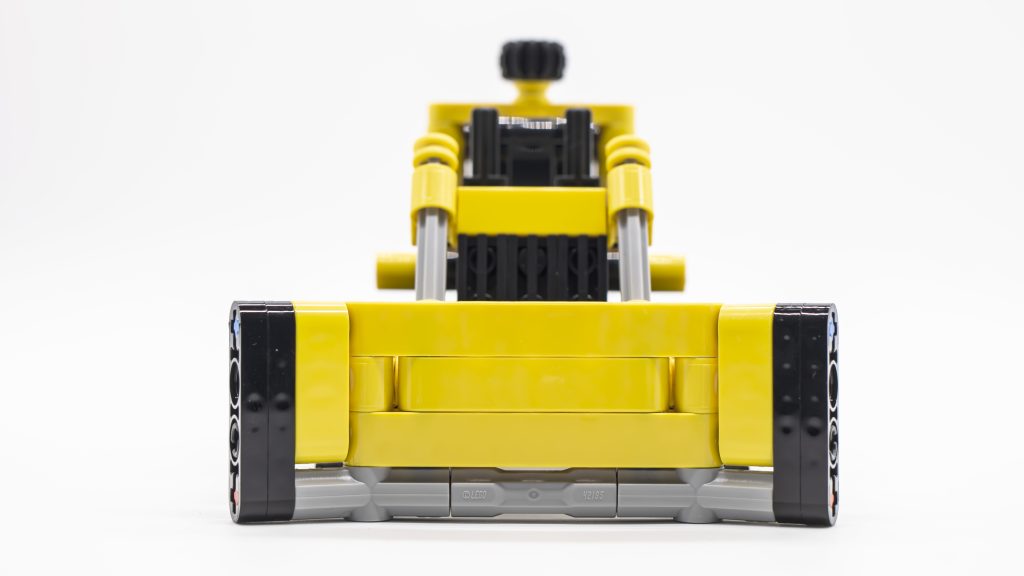 LEGO Technic 42163 Heavy Duty Bulldozer 14 1024x576
