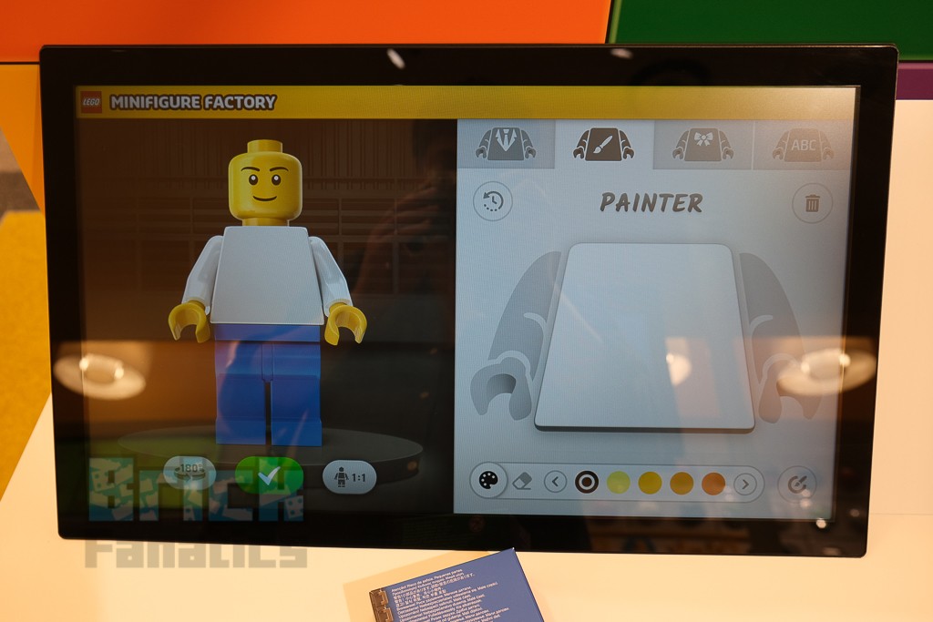 LEGO Minifigure Factory 11