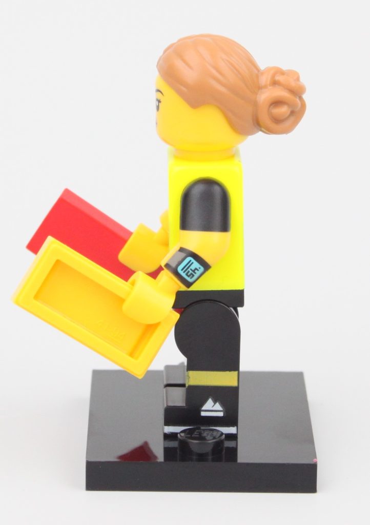 LEGO Collectible Minifigures 71037 Series 24 review Football Referee 3 722x1024