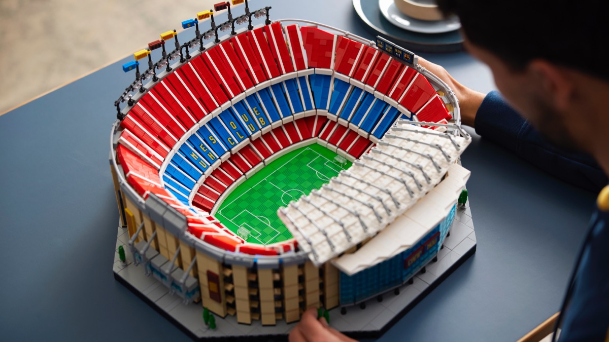 VIDEO: LEGO for Adults 10284 Camp Nou – FC Barcelona explained