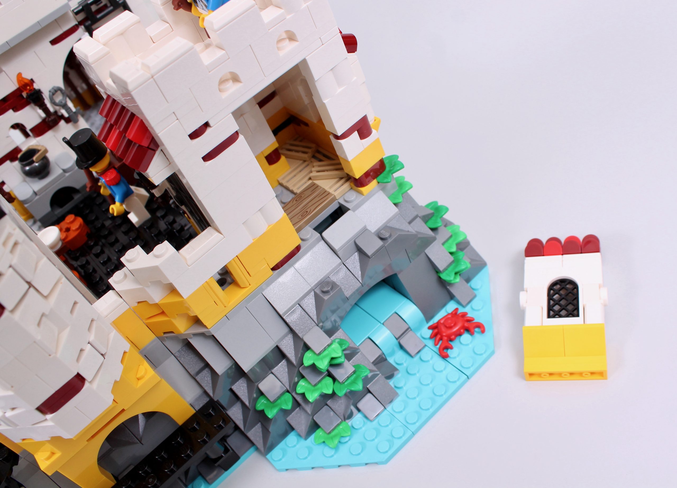 LEGO Icons 10320 Eldorado Fortress review 29 scaled