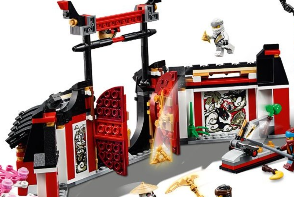 Ninjago 70670 back of gates