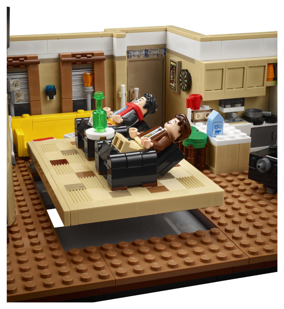 LEGO 10292 Friends Apartments 6