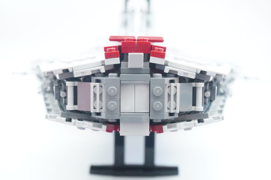 LEGO Star Wars 75367 Venator Class Republic Attack Cruiser review 05 1024x683