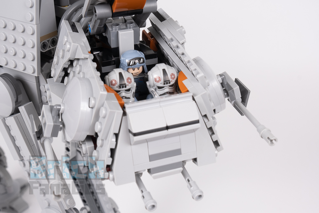 LEGO Star Wars 75288 AT AT 10