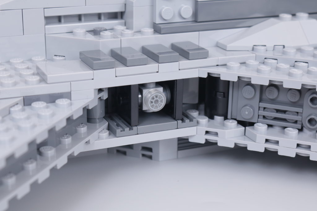 LEGO Star Wars 75315 Imperial Light Cruiser review 13