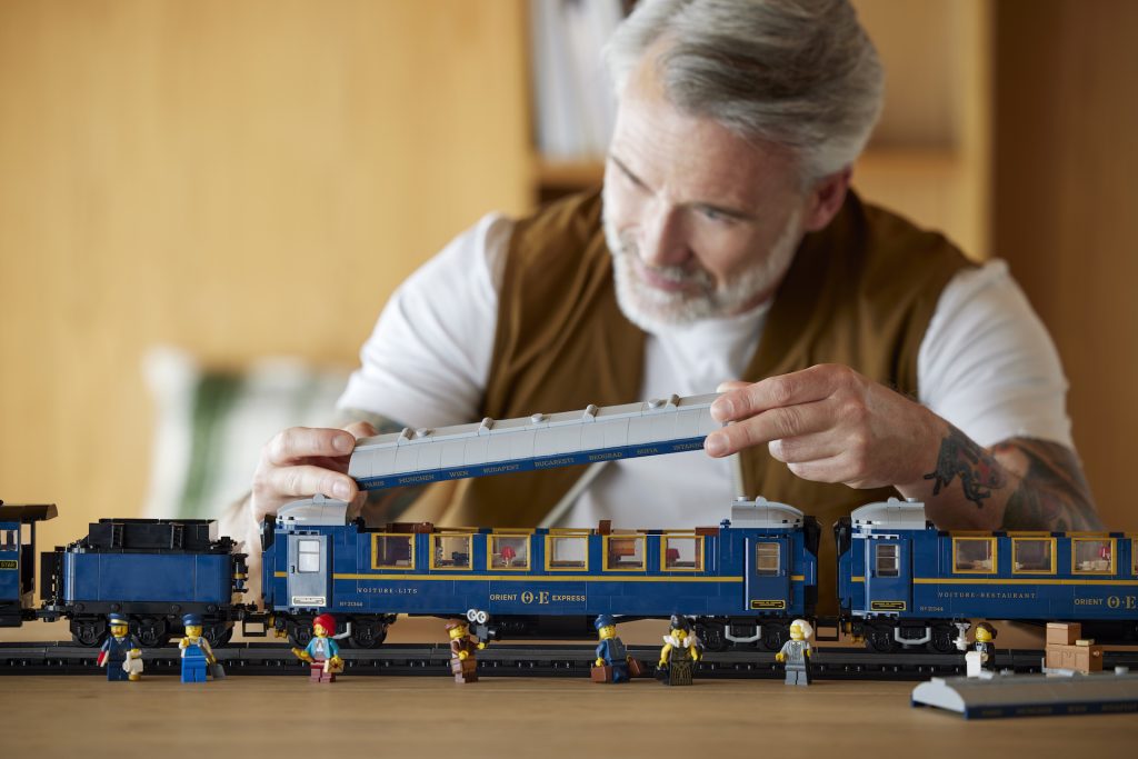 LEGO Ideas 21344 Orient Express 15 1024x683