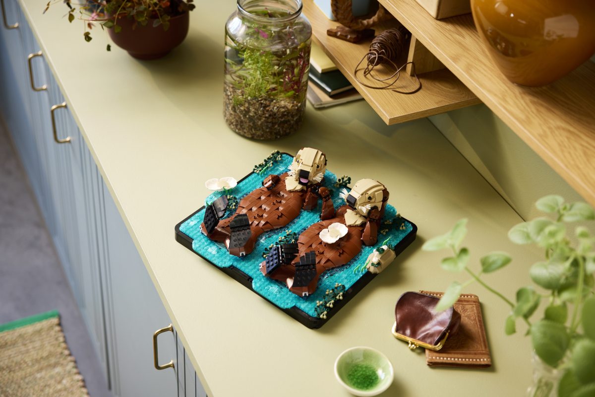 LEGO Ideas 21366 floating sea otters 7 1200x800