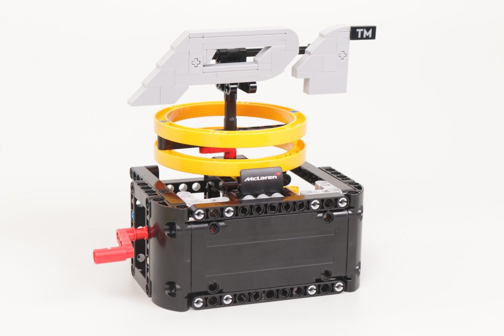 LEGO Technic McLaren 6535735 P1 Logo GWP review 19 1024x683