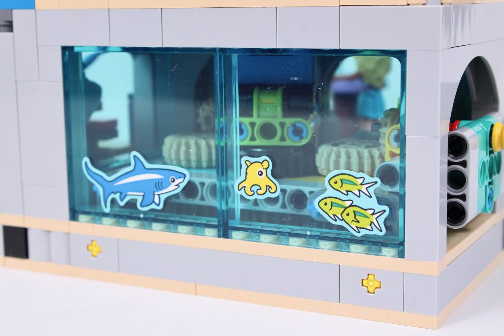 LEGO Friends 41737 Beach Amusement Park review 13 1024x683