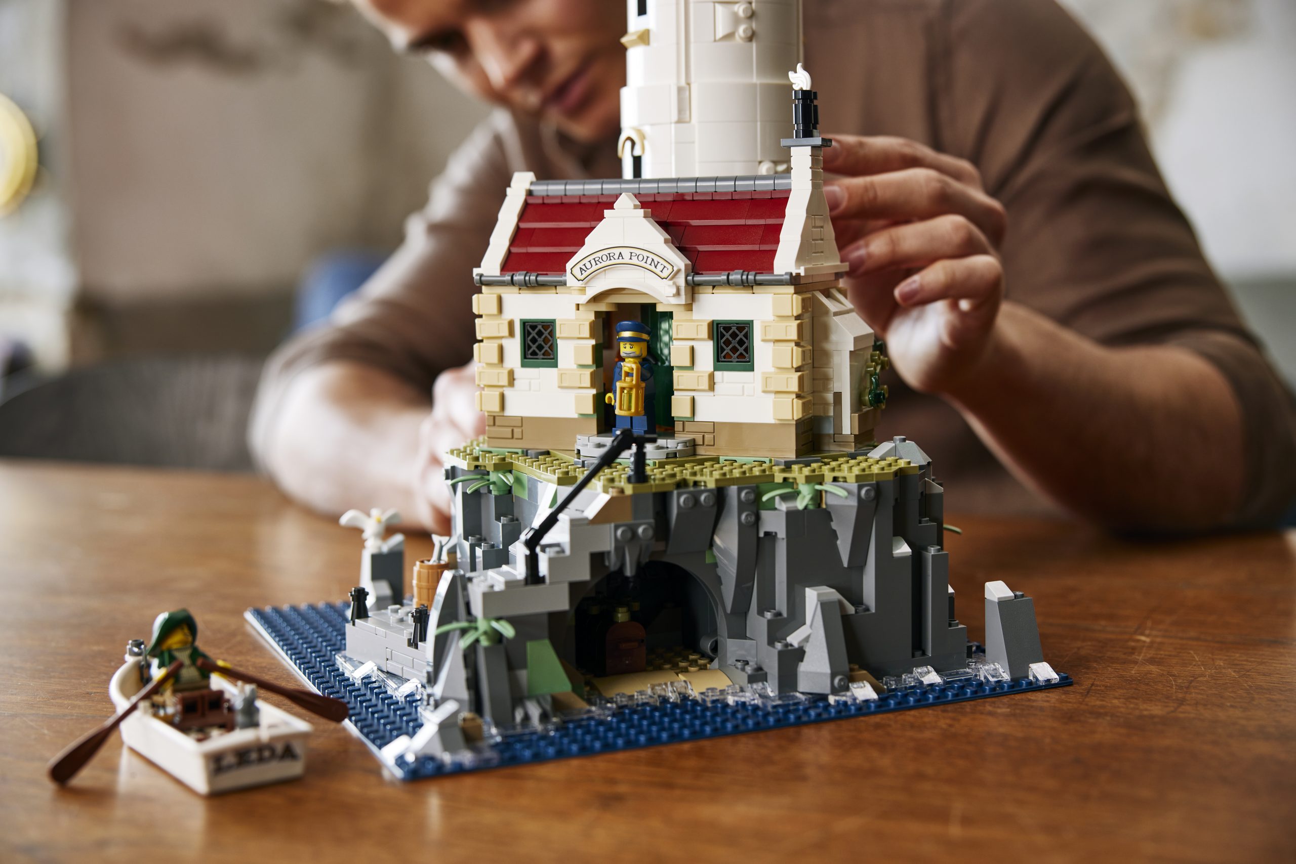 LEGO Ideas 21335 Motorised Lighthouse minifigures scaled