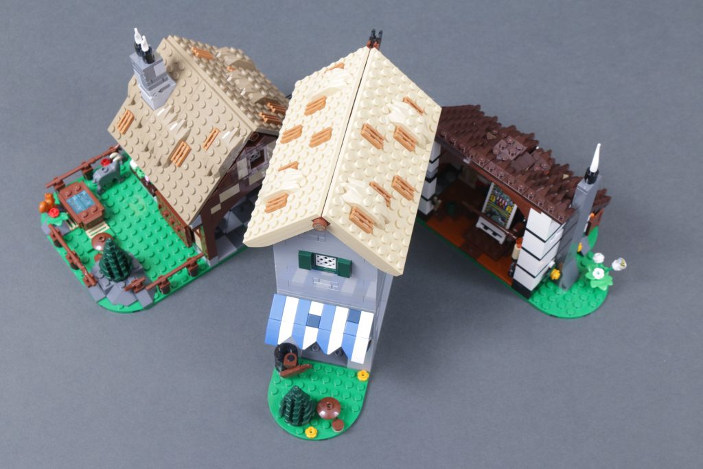 LEGO Icons 10332 Medieval Town Square recolour 19 1024x683