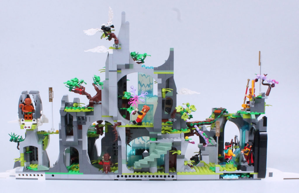 LEGO Monkie Kid 80024 The Legendary Flower Fruit Mountain review 4