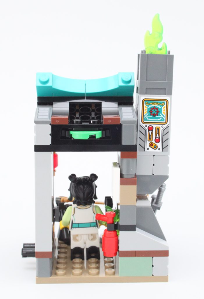 LEGO Monkie Kid 80044 Monkie Kids Team Hideout review 6 701x1024