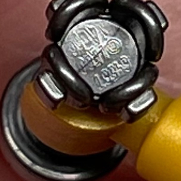 LEGO Star Wars short shot moulding error lightsaber 3