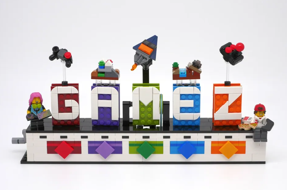 LEGO Ideas 8mm plastic in the gaming zone brb sign