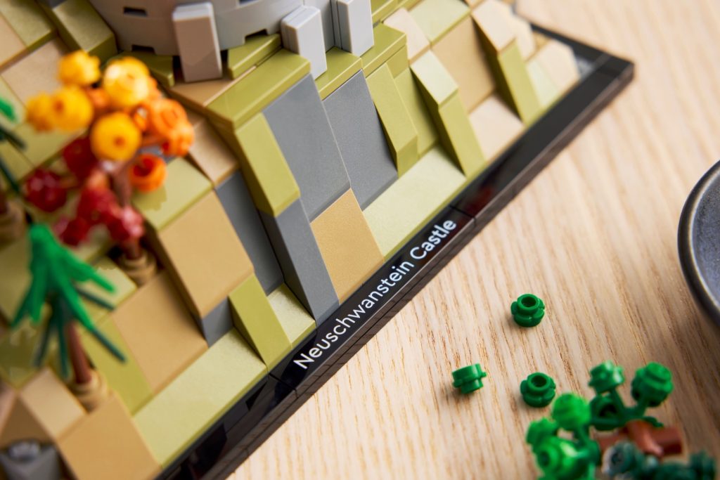 LEGO Architecture 21063 Neuschwanstein Castle 18 1024x683