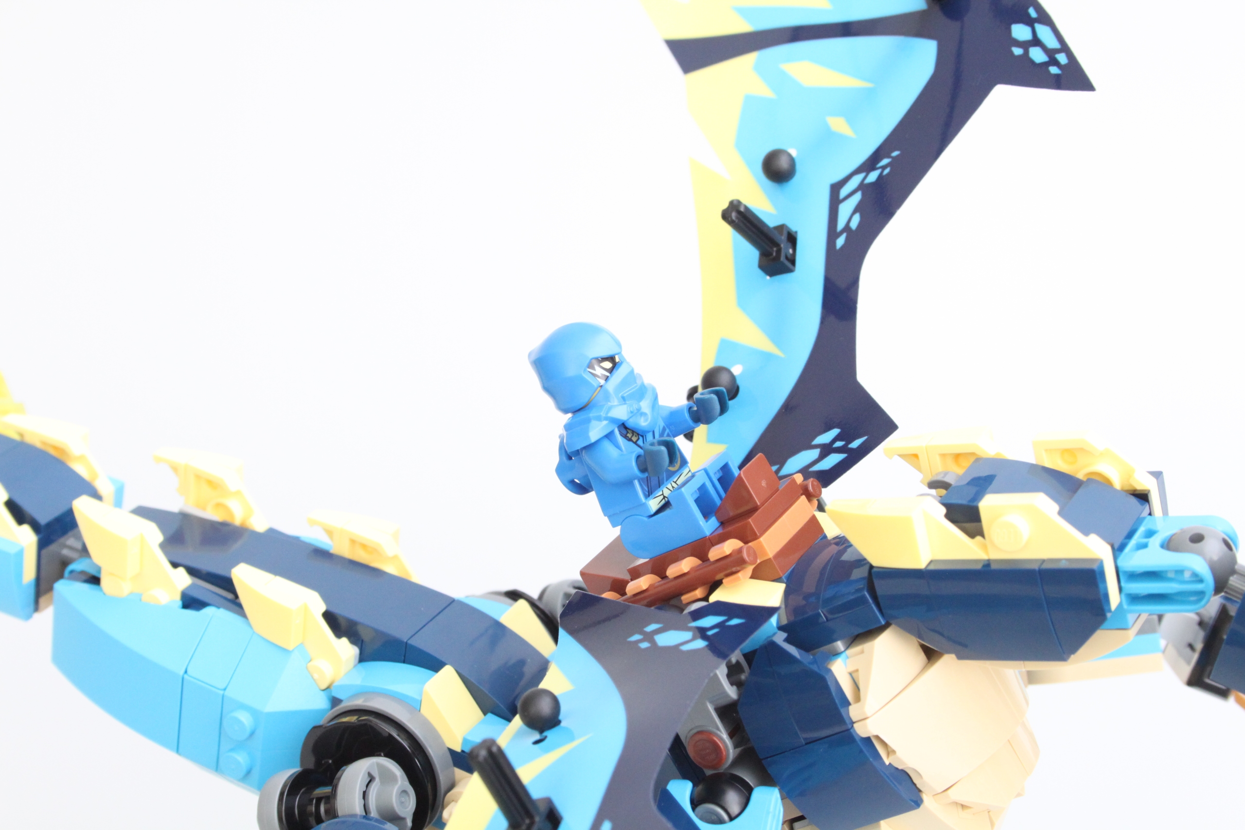 LEGO NINJAGO 71796 Elemental Dragon vs. The Empress Mech review 40 scaled