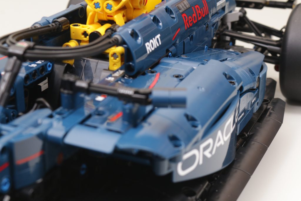 LEGO Technic 42206 Oracle Red Bull Racing RB20 F1 Car review 39 1024x683
