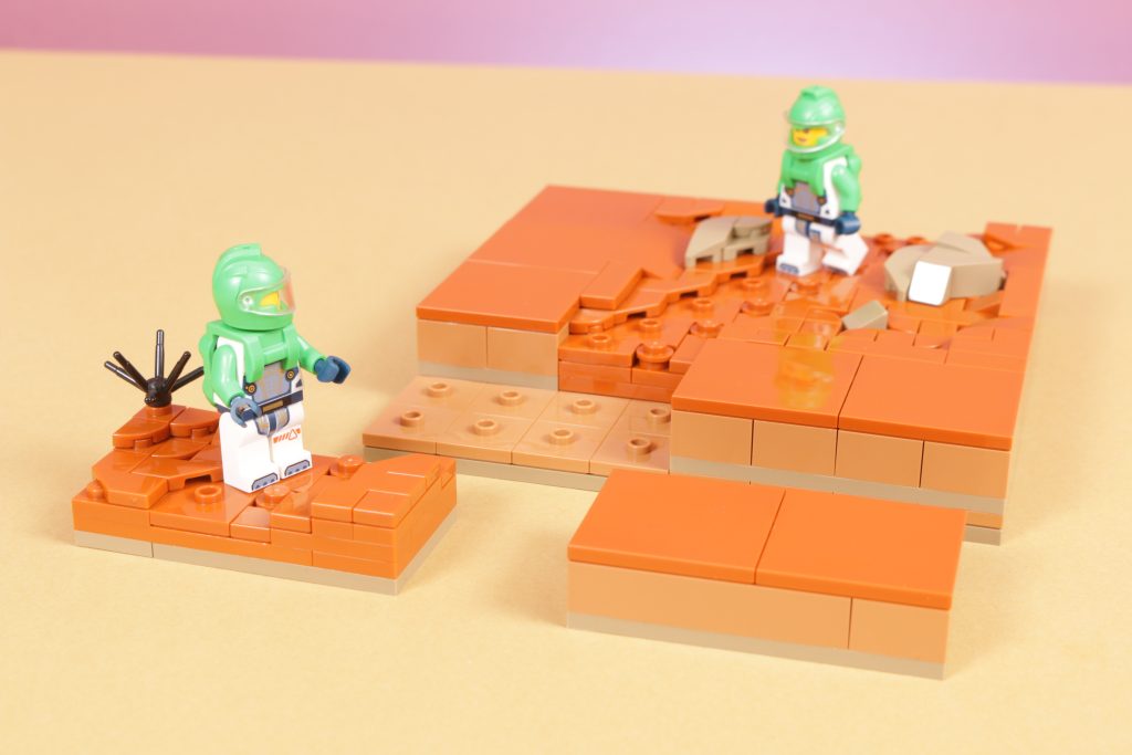 How to LEGO – Building space terrain part I step by step 34 1024x683