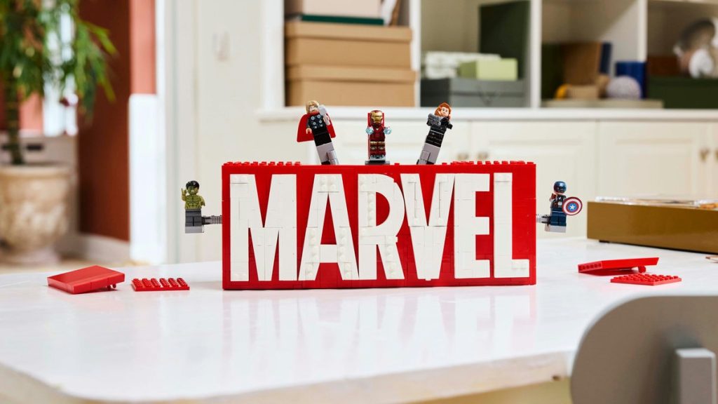 lego marvel 76313 marvel logo lifestyle featured 1024x576