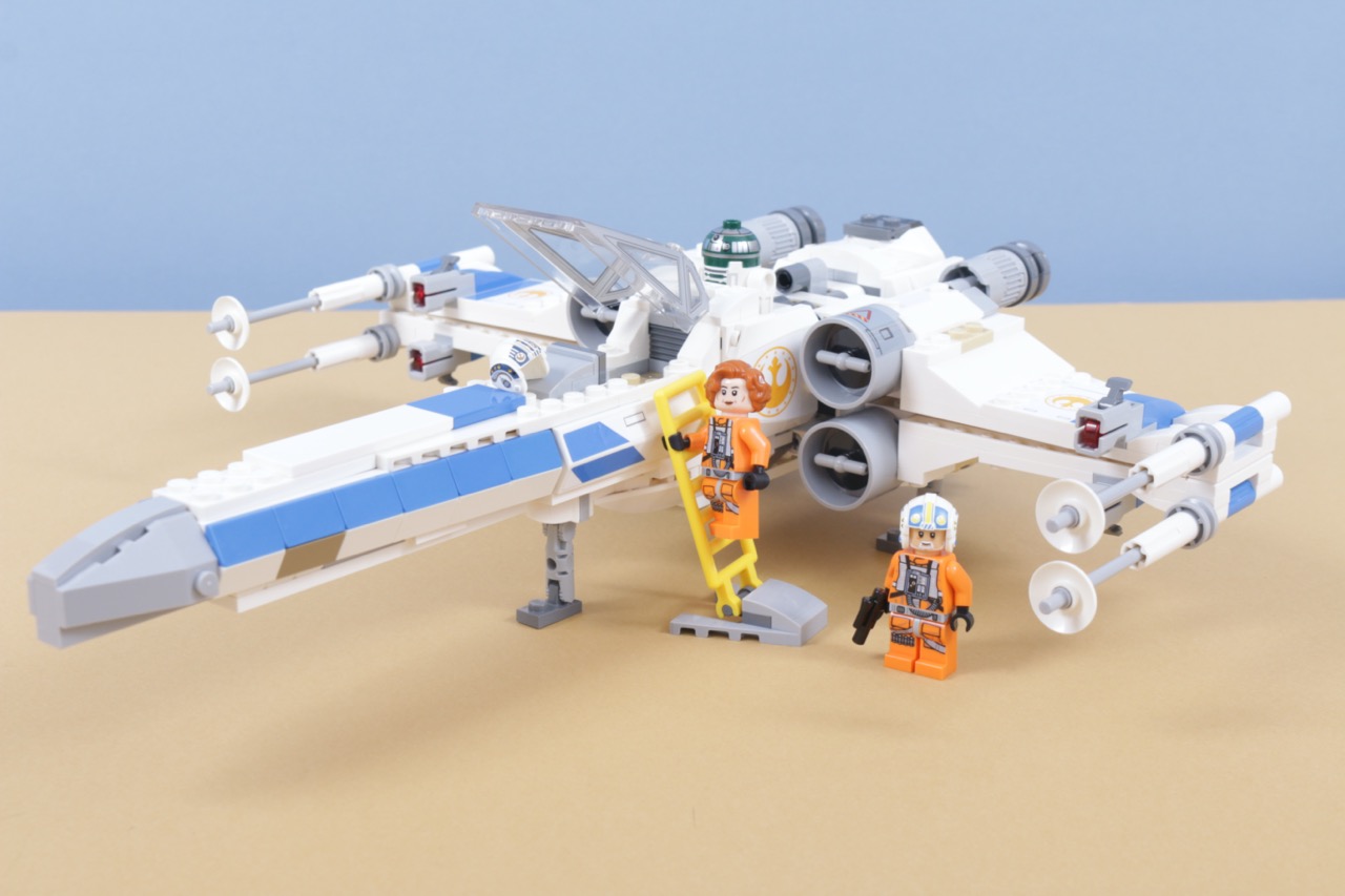 LEGO Star Wars 75460 New Republic X-Wing Starfighter review