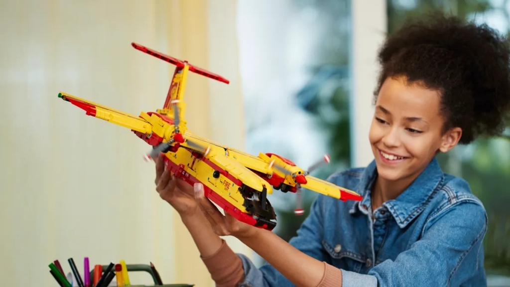 LEGO Technic 42152 Firefighter aircraft lifestyle featured 1024x576
