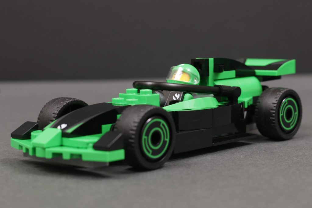 LEGO City 60474 F1 Grid with VCARB Sauber Race Cars review 36 1024x683