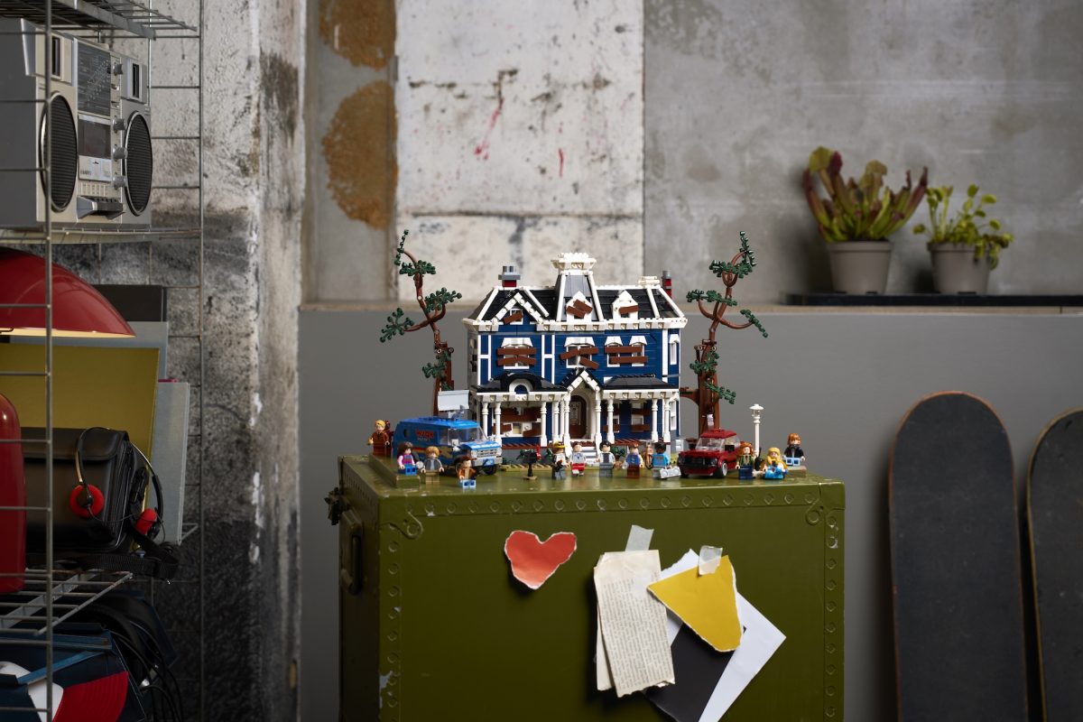 LEGO Icons 11370 Stranger Things The Creel House 30 1200x800