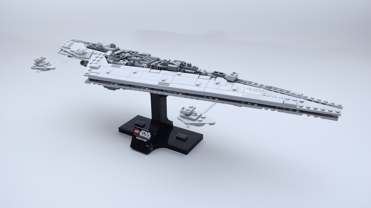 LEGO Star Wars 75356 Executor Super Star Destroyer review