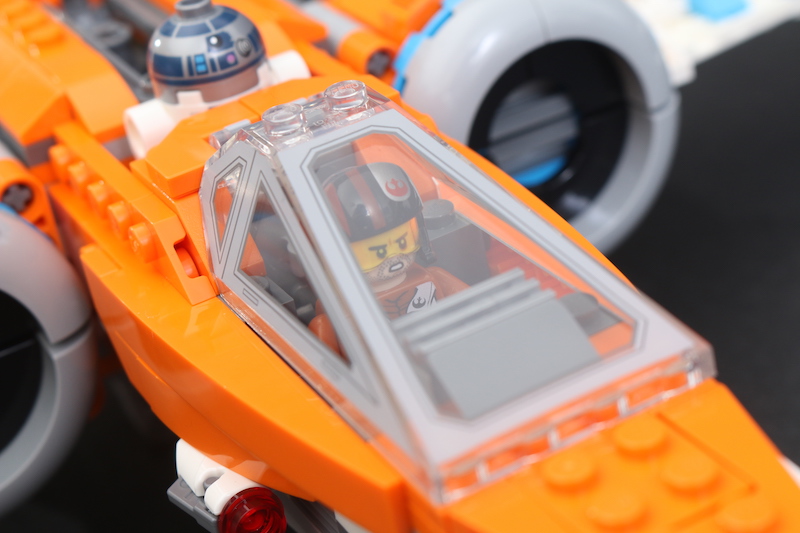 LEGO Star Wars 75273 Poe Dameron’s X wing Fighter review 13