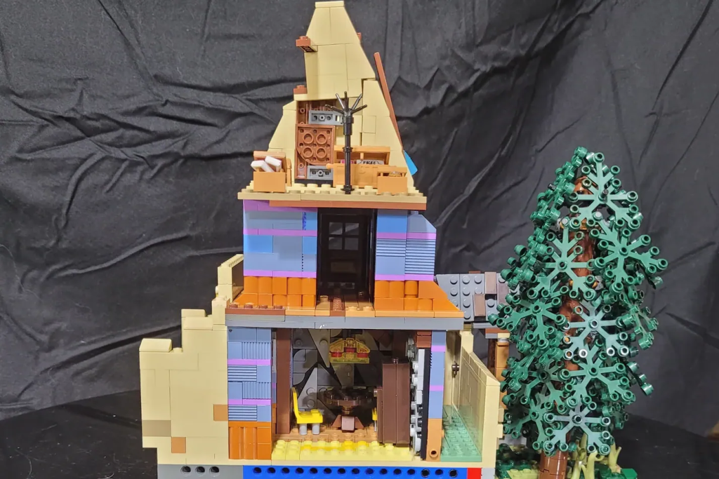 LEGO Ideas Gravity Falls Mystery Shack 11 1024x683