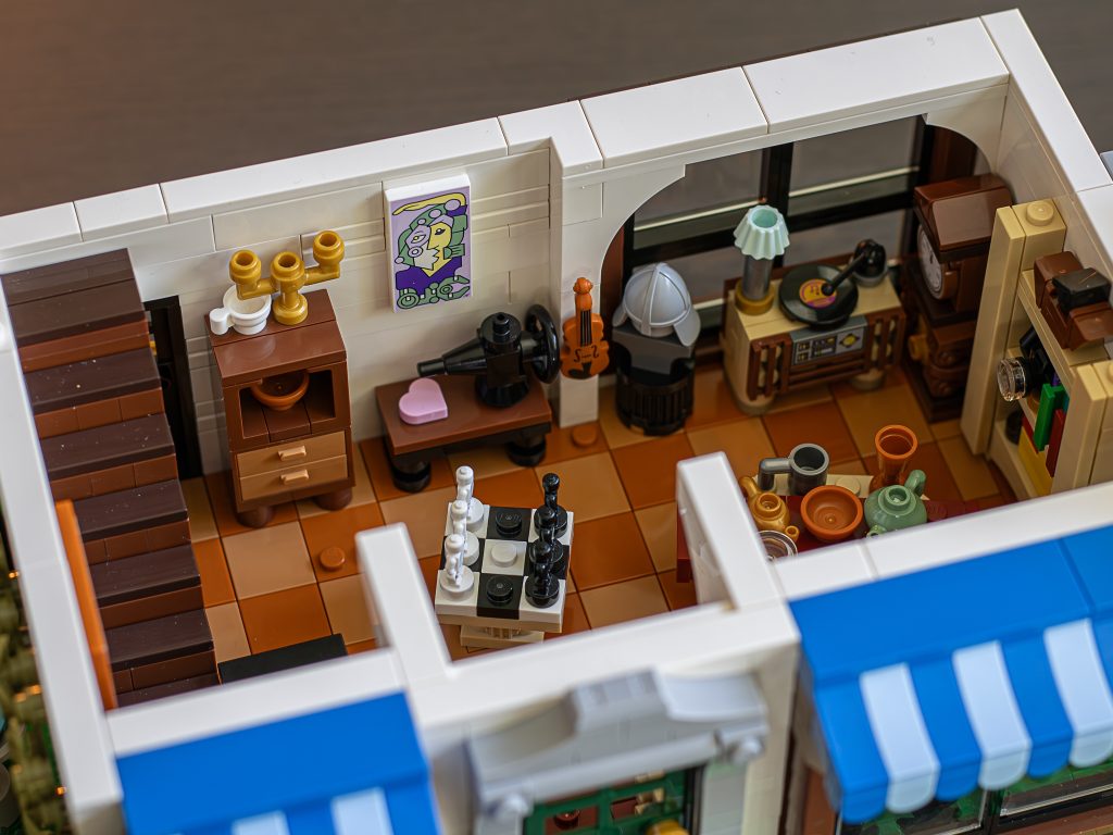 bricklink series 5 antique shop 3 1024x768