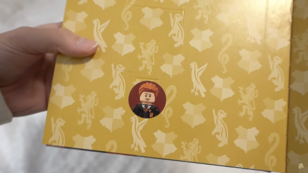LEGO Harry Potter A Spellbinding Guide to Hogwarts Houses minifigure packaging 1 1024x576