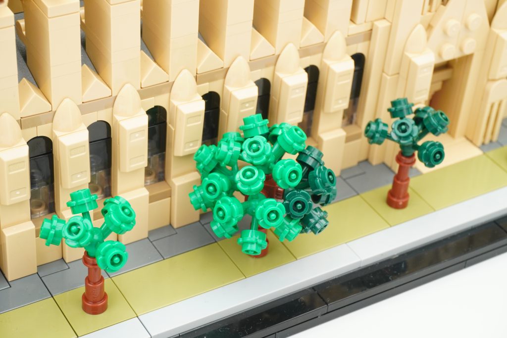 LEGO Architecture 21061 Notre Dame de Paris review 31 1024x683