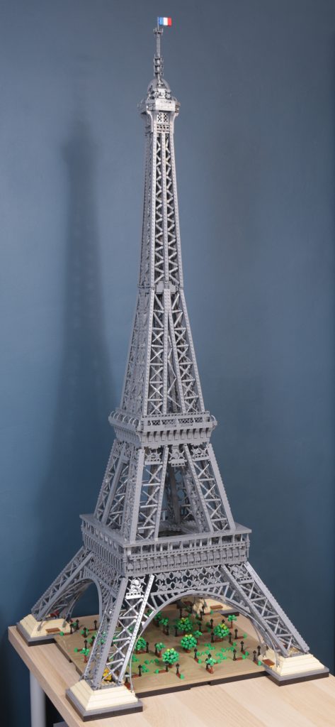LEGO Icons 10307 Eiffel Tower review 62 473x1024